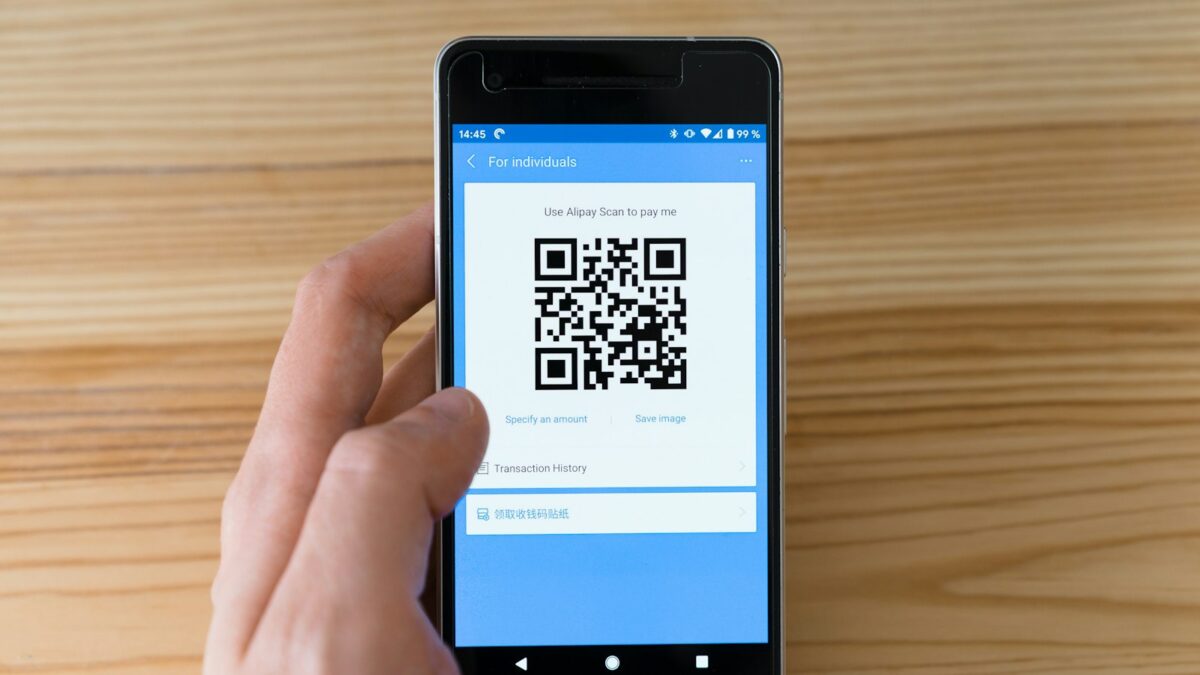 Come pagare un avviso pagoPA: app IO, online, tabaccheria e come evitare i falsi
