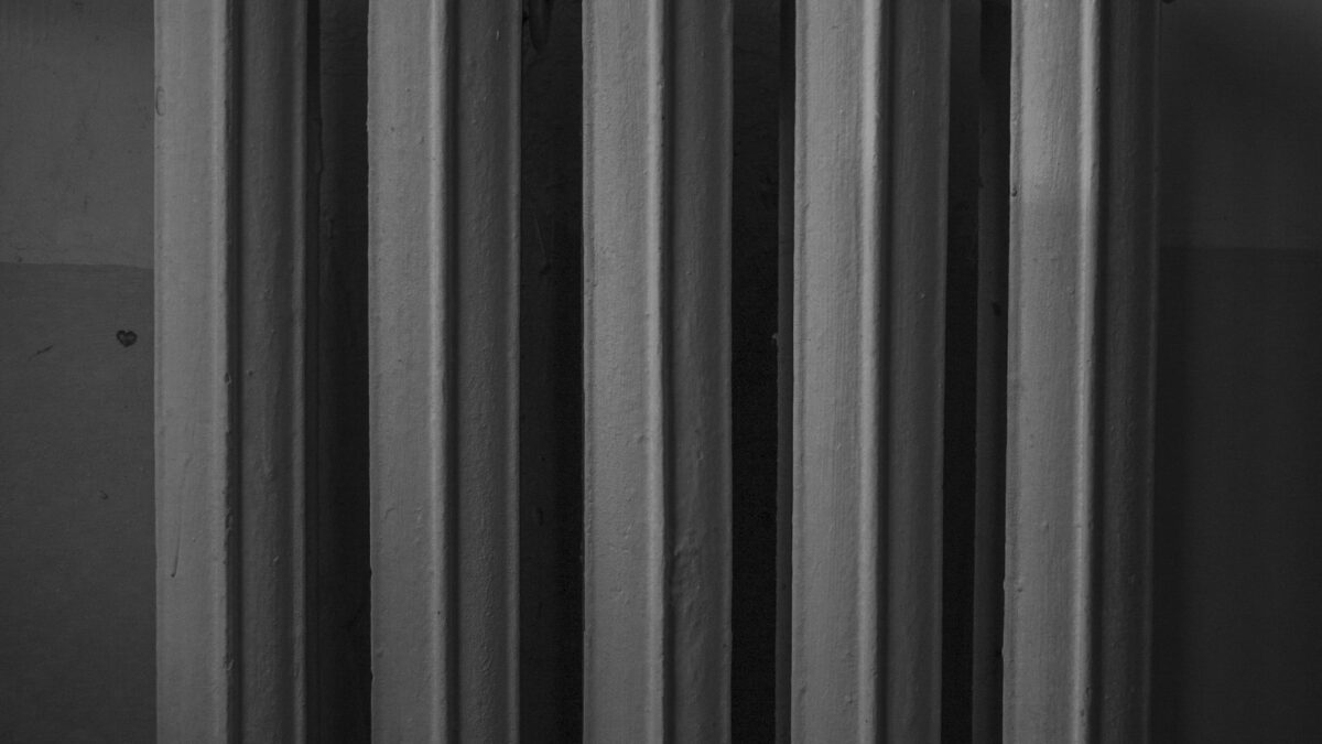 Come sfiatare i termosifoni: quando farlo e i passaggi giusti