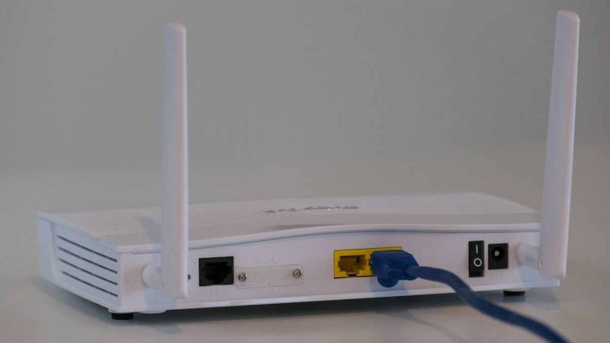 Disdetta contratto internet e telefono: costi ammessi e quando è gratis