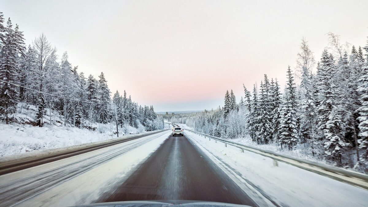 Gomme invernali 2026: quando montarle, obbligo e multe
