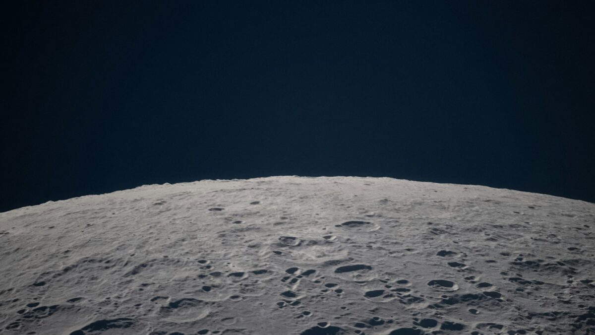 La Luna si sta restringendo: ha perso circa 45 metri di raggio, ecco perché
