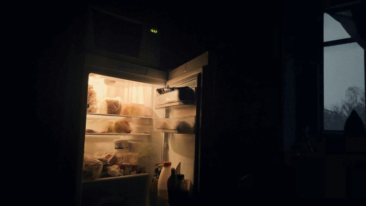 Mangiare a tarda notte fa male al fegato? Cosa dice un grande studio americano