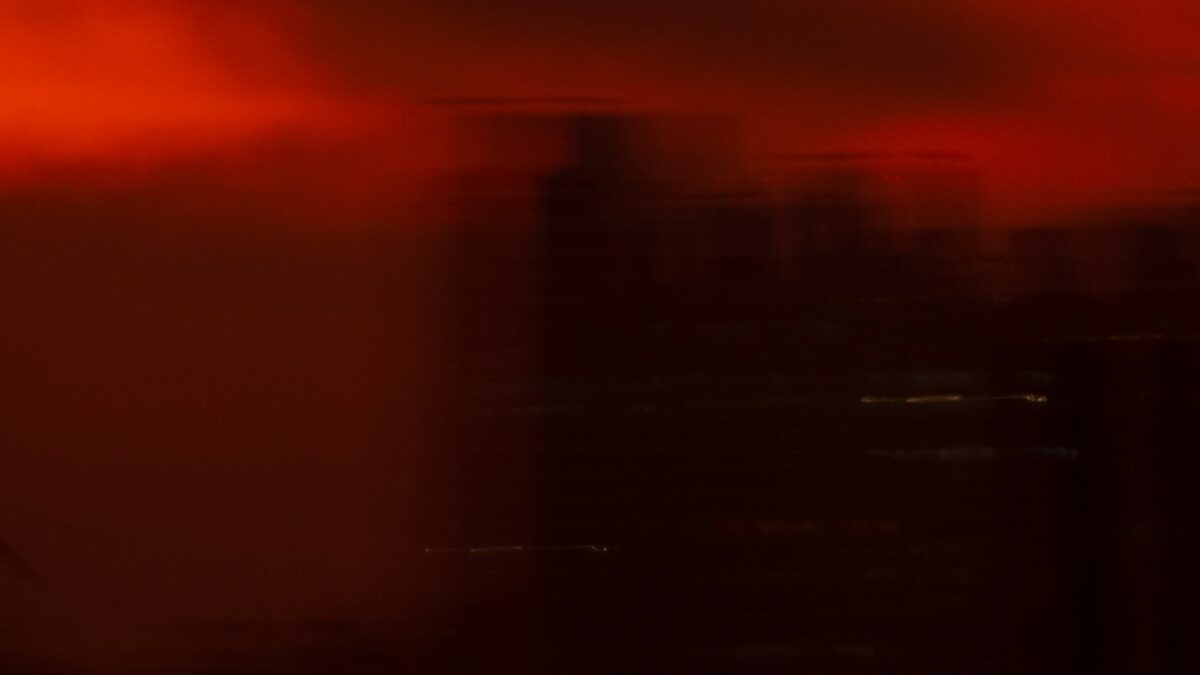 Perché il tramonto è rosso? La fisica dietro i colori del cielo di sera