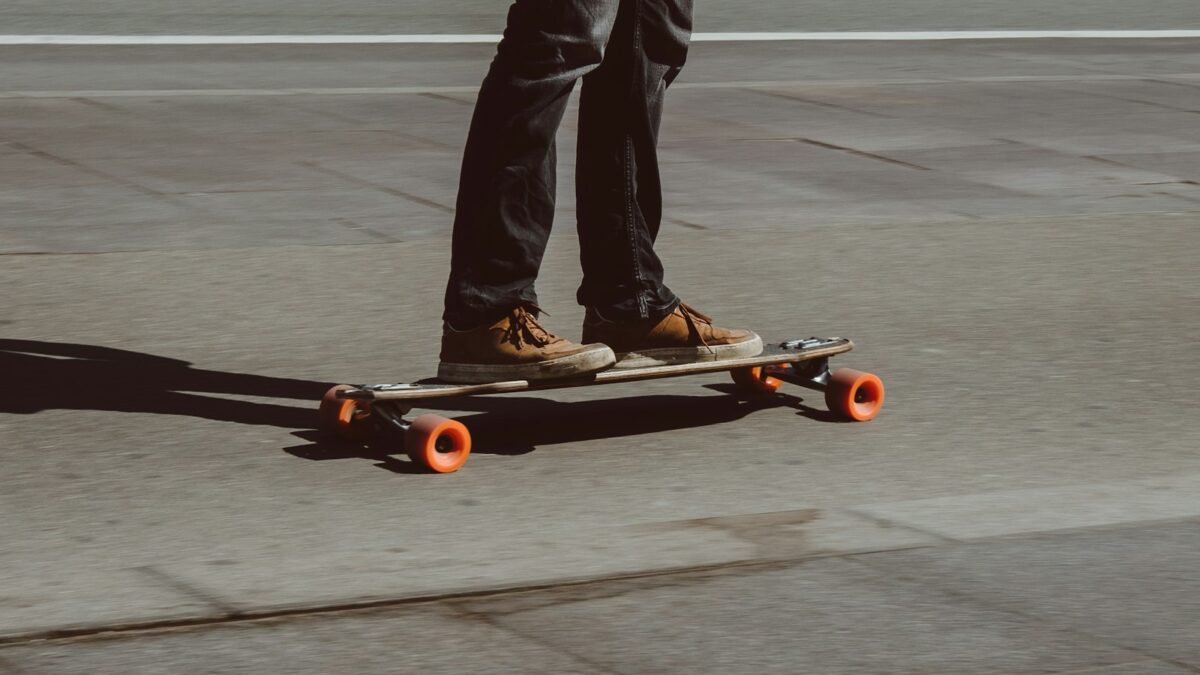 Skateboard a 151 km/h: Diego Poncelet entra nel Guinness dei primati