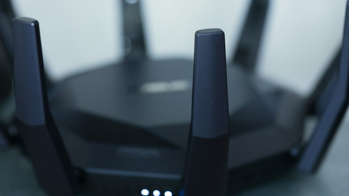 Wi-Fi lento in casa: le cause più comuni e come velocizzarlo senza spendere